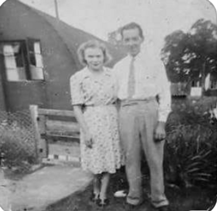 Linda Pages mum and dad.png