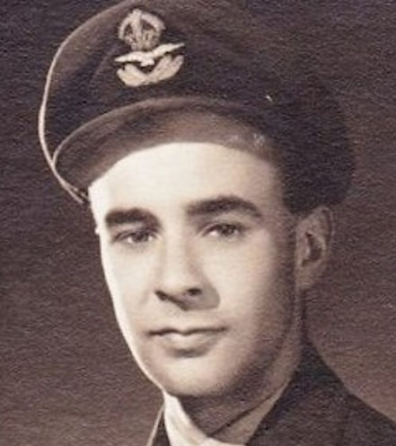 Air comm Mackie.jpg